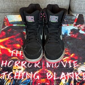 Nike force air command spurs colorway